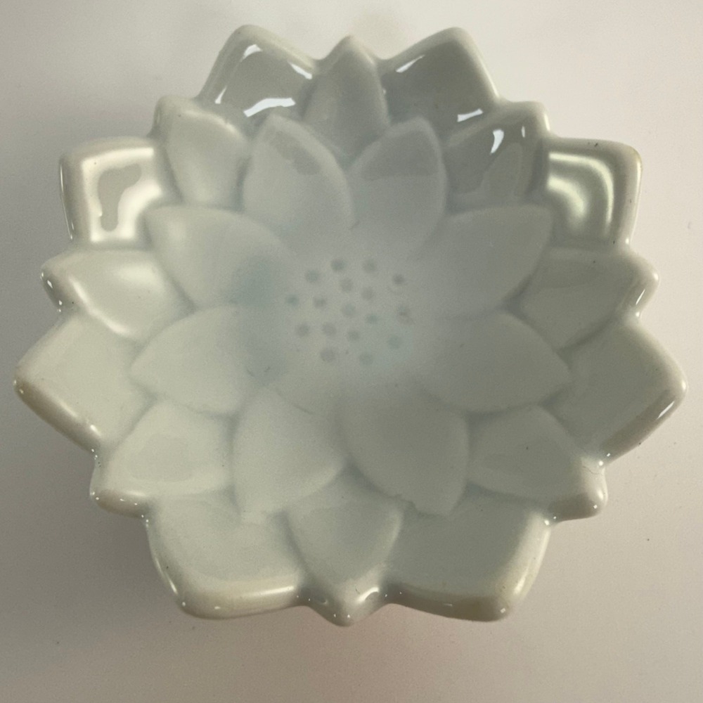 Lotus Dish Chopstick Rest Sushi Jewelry Tray Blue 2.5" Made in Japan